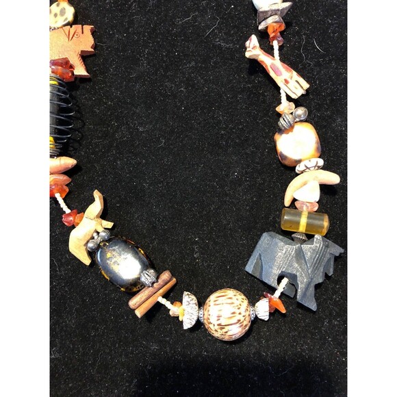 Vintage Hand-Carved African Wood Animals Fetish Necklace Unique-ESTATE Find - Picture 2 of 4